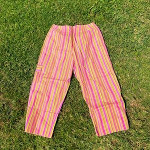 ❗️SOLD❗️Striped Capri Pants 💚💗